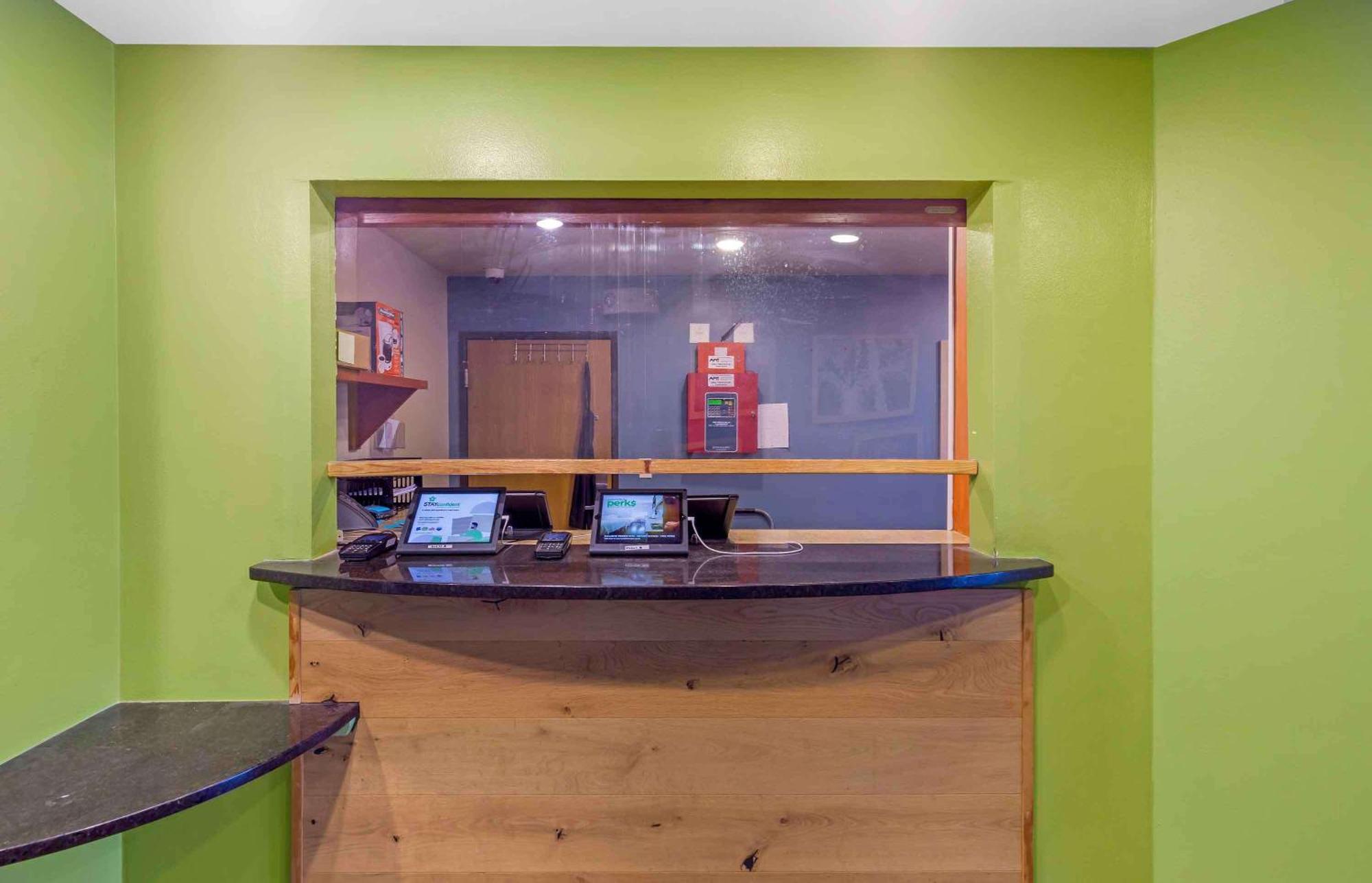 Extended Stay America Select Suites - Fayetteville - Cliffdale Bagian luar foto